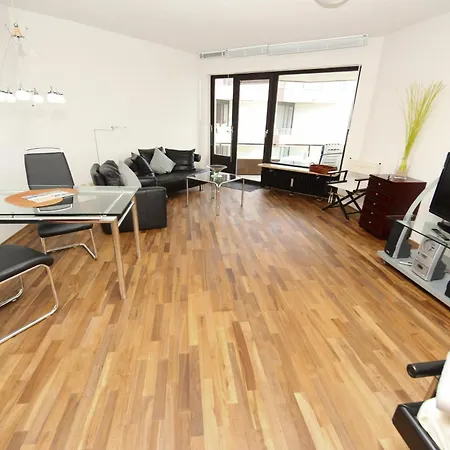 Apartment Kaiserallee, 115 Lubeck